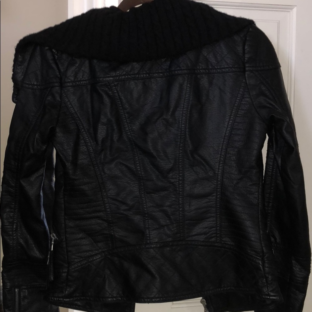 Leather jacket - Picture 6 of 6
